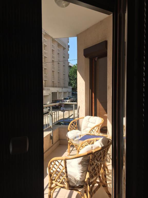 Apartment Perushtiza 3 Бургас Экстерьер фото